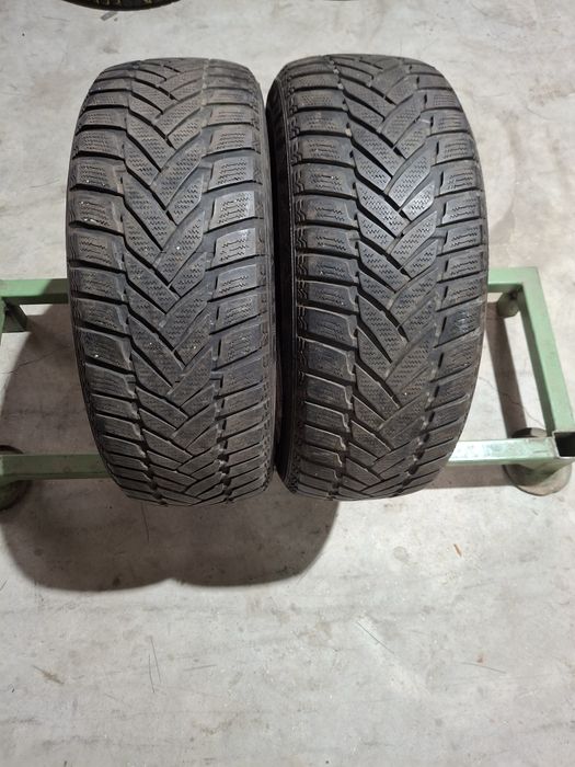2 Anvelope M+S 205 55 r16 Dunlop