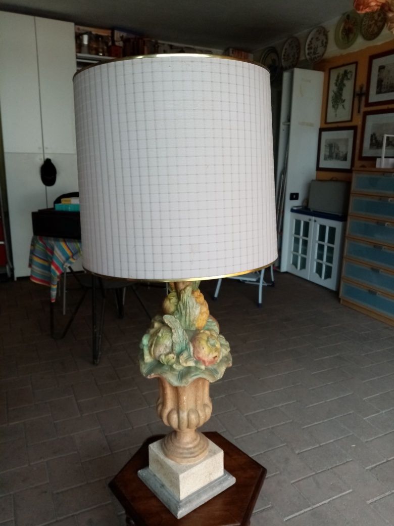 Set lampa și lampadar vintage, din lemn