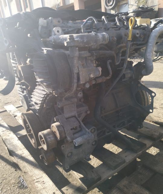 Motor  2L RF7J10220 Mazda 5 CR