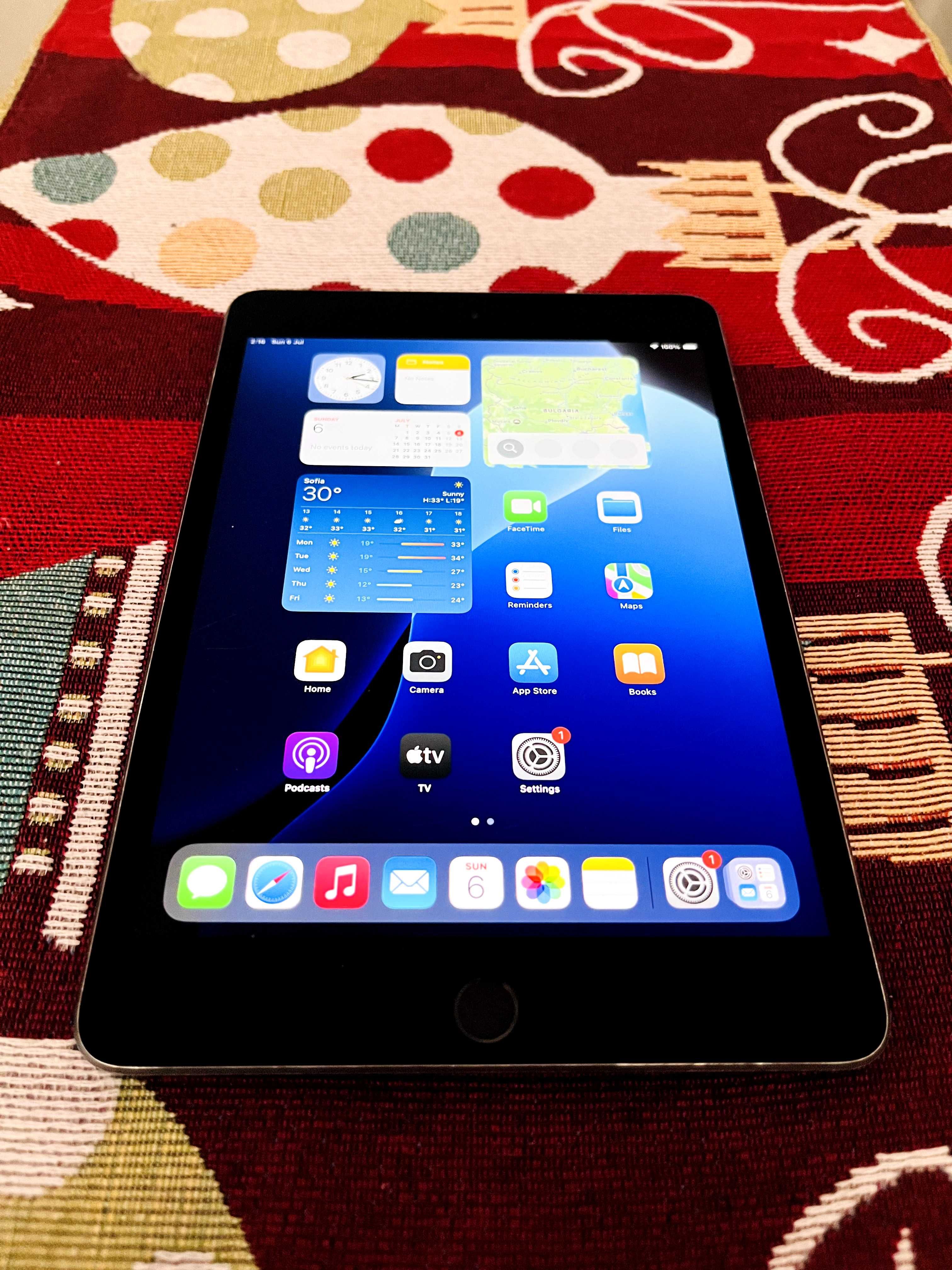 Apple iPad Mini 5th Gen 7.9in Mid 2019, A2124 64GB Wi-Fi+Cellular