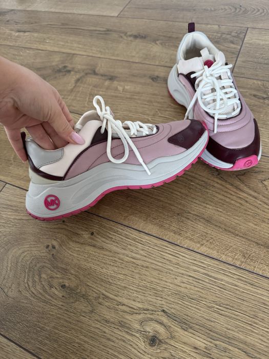 Кецове michal kors