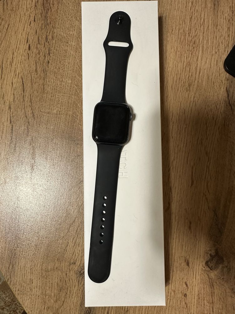 Продам часы Apple watch 6