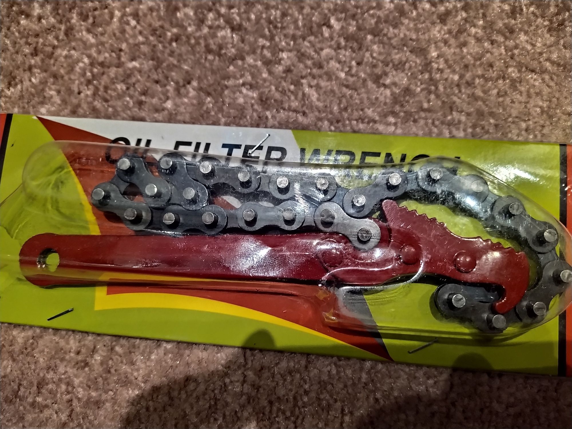 Cheie cu Lant Filtre 12" Maner Rosu