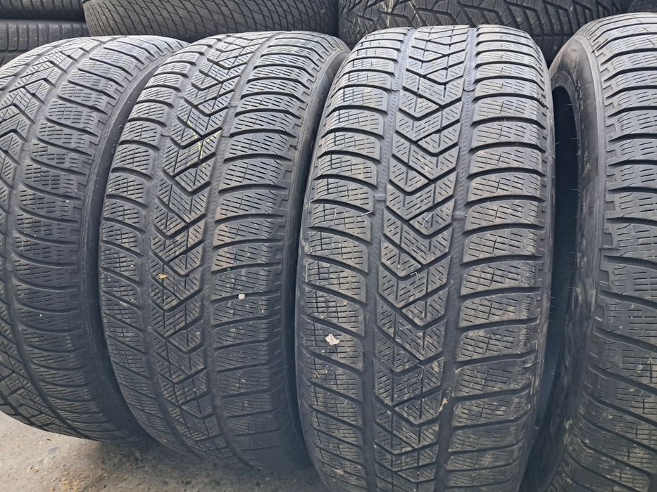 Anvelope second iarna 255 50 R19 Pirelli *RSC RFT 2021/2022