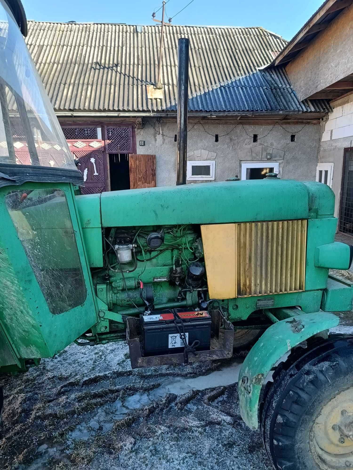 John Deere in stare perfectă de functionare