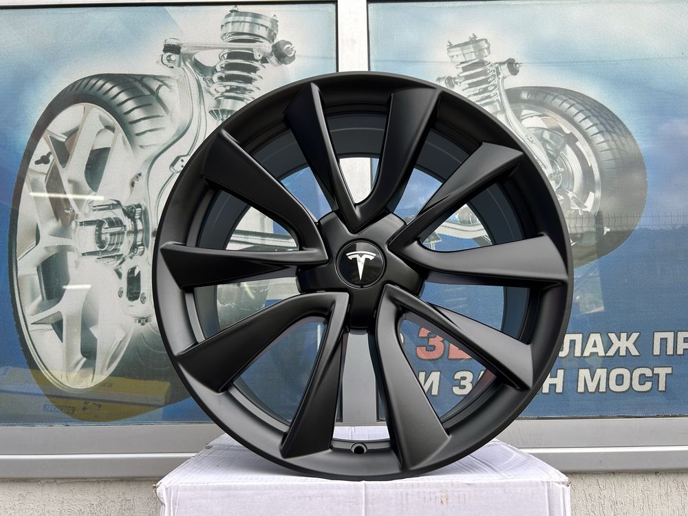 19” Джанти за TESLA Model 3 Model Y