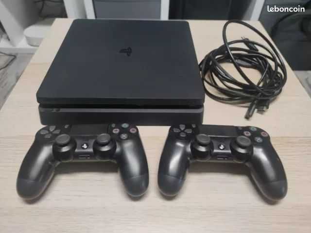Ps4 slim 1TB 2 джойстика