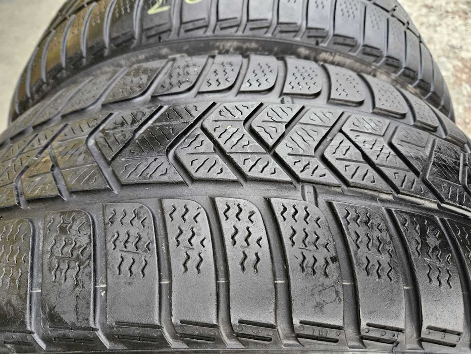 SET 2 Anvelope Iarna 225/50 R18 PIRELLI Spottozero 3 99H