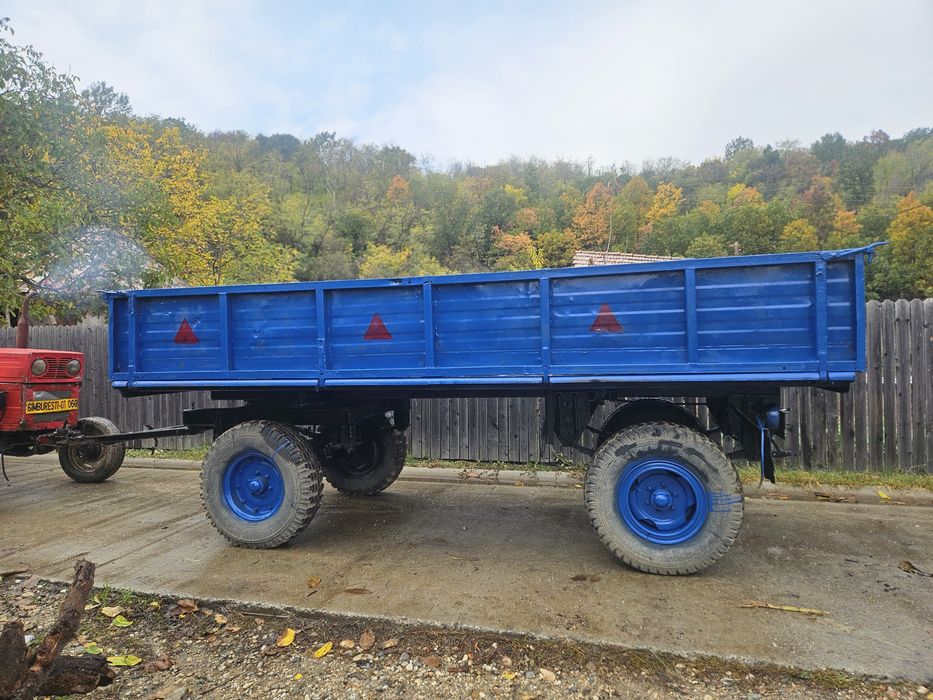 Remorcă 5T RM7 în stare foarte bună