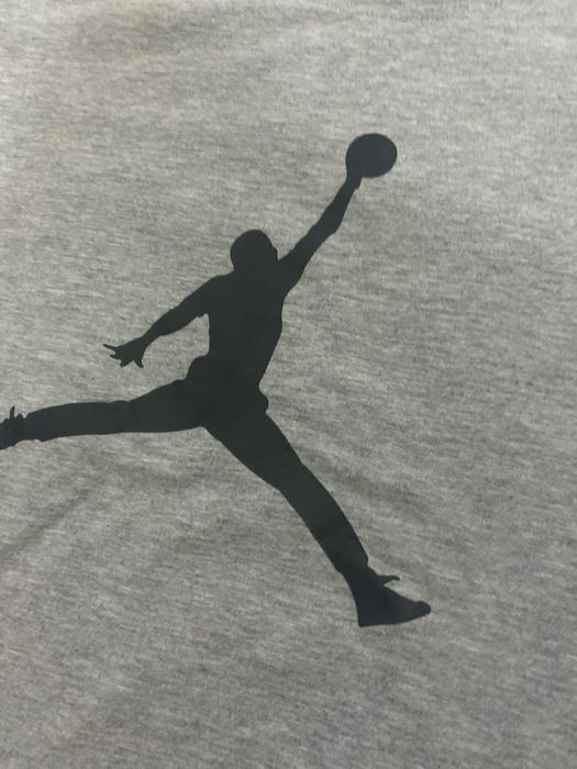 Tricou gri Jordan