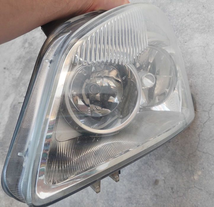 Ляв Фар за Нисан кашкай до 2010г