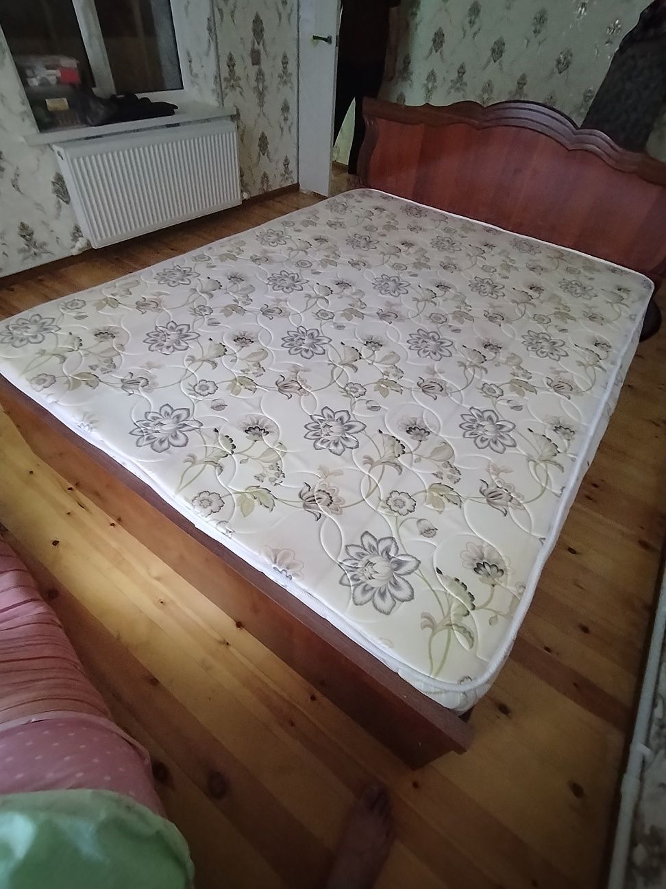 Двуспальная кровать. Ташкент. Завод