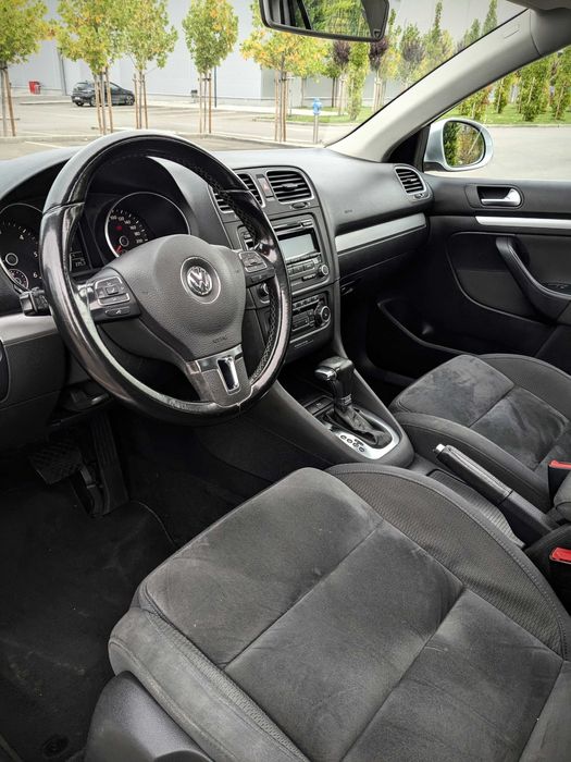VW Golf Variant 2.0 / 140hp / HighLine / Панорама / DSG