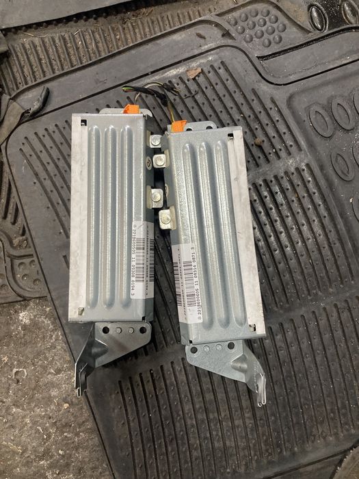 Mercedes w221 задни аърбеци