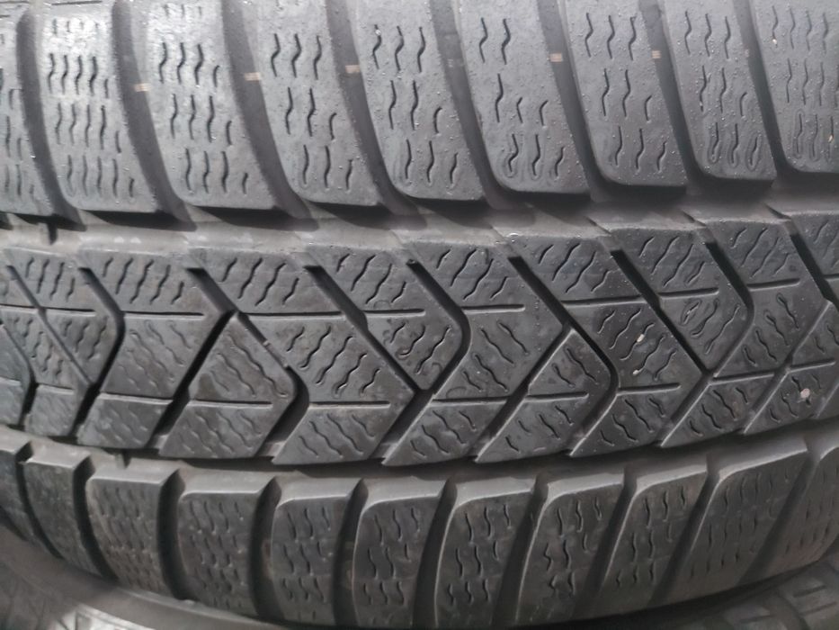 225/55/17" Pirelli 2бр.гуми