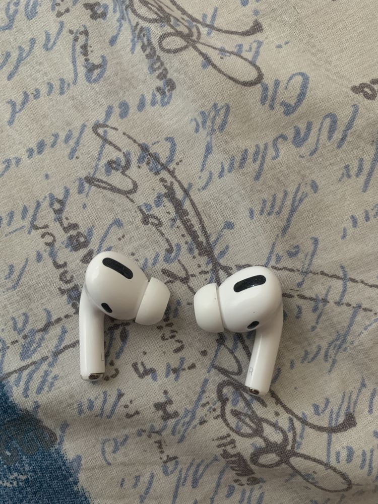 Airpods Pro.Чисто нови