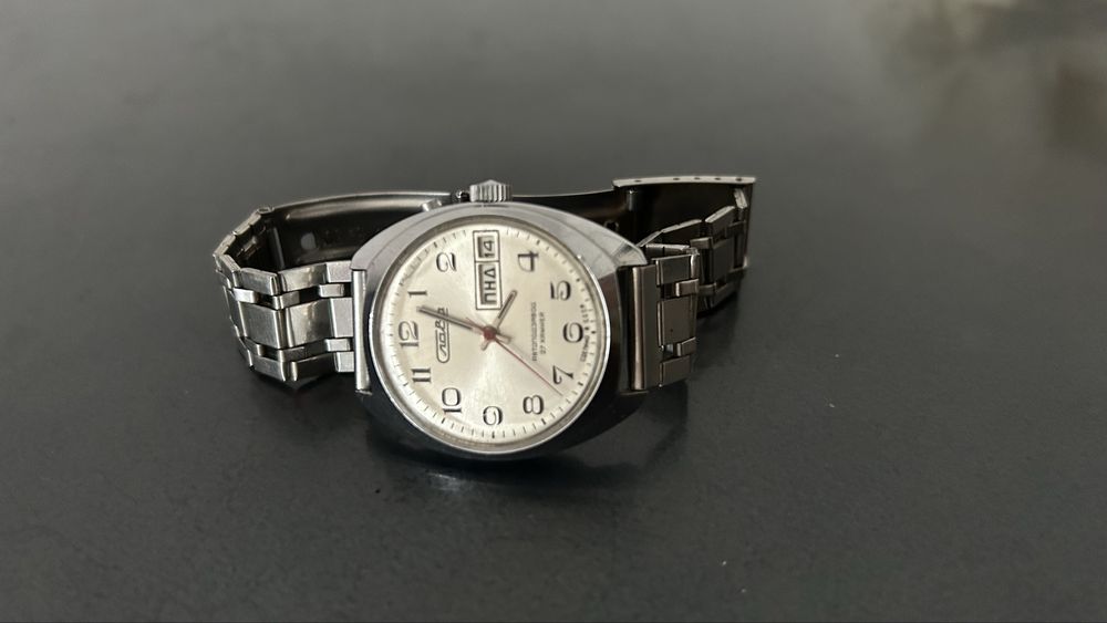 Продам редкие мужские часы,слава ,состояние новый автоподзавод.