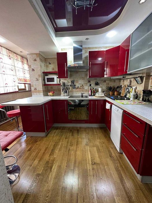 4-х комнатная квартира на Ц-2 (2+3-ком.)  ID: 4174