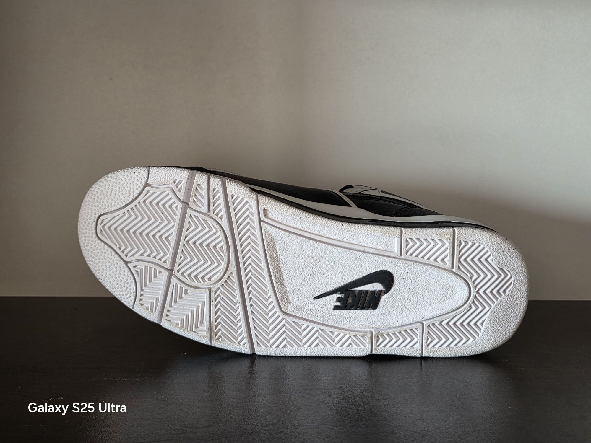 Nike M Air Flight 89/ 42номер 26.5см стелка нови с кутия