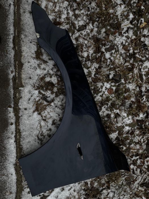 Продам Левое крыло БМВ Е60