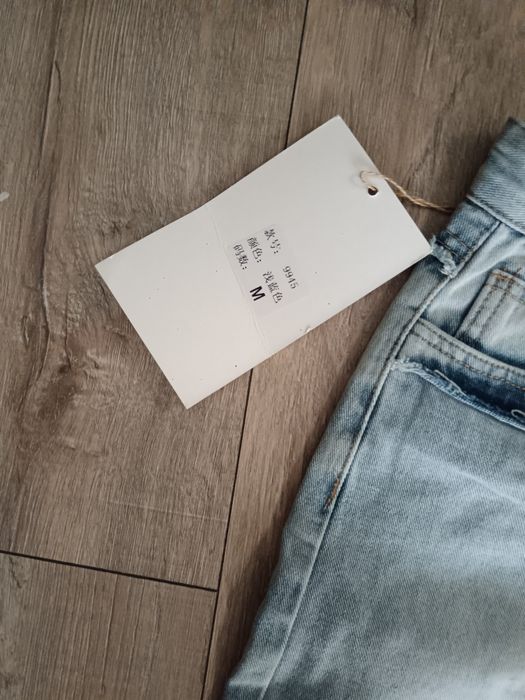 Blugi moda Italia cu talie inalta