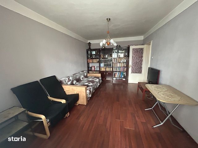 Berceni Piata Sudului Bulevardul Obregia Ap3 camere stradal reabilitat