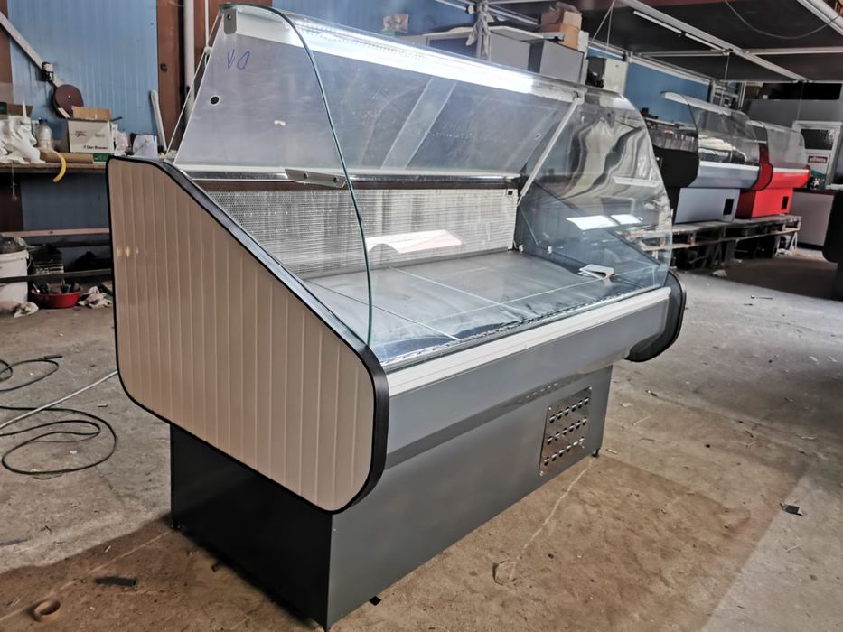 Vitrina frigorifica orizontala in 2 culori 150cm lungime