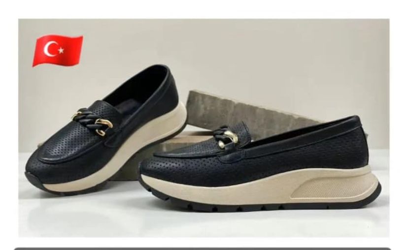 Туфли лоферы осенние AMIYA