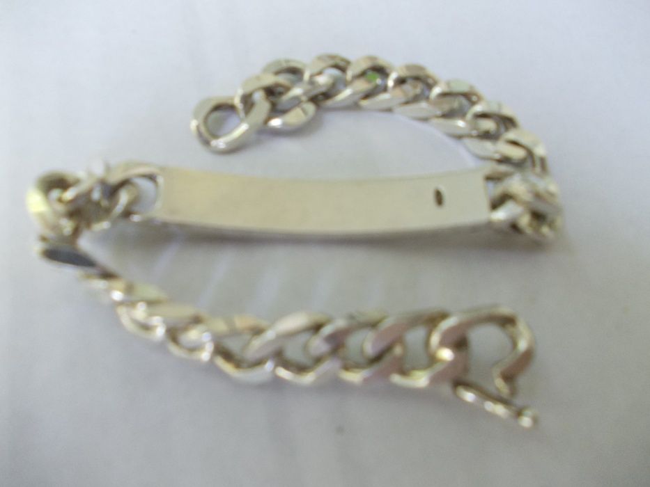 Bratara veche din argint