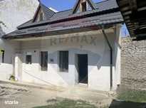 Casă cu 3 camere, 70 mp,  grădină și curte, în centrul orașului Turda