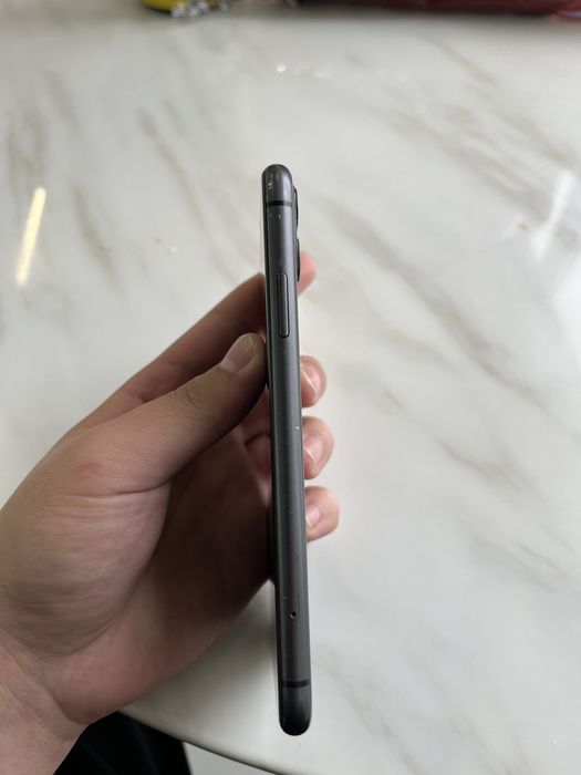Iphone 11 продается