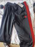 Vând pantalon de trening Adidas original