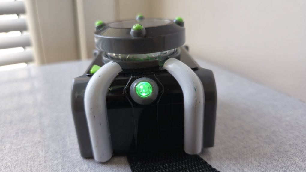 BEN 10 Часовник DELUXE OMNITRIX 76931E