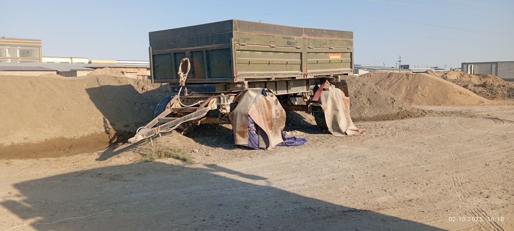 МАЗ прицеп сотилади