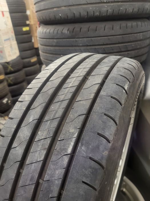 4 бр летни 205/55/16 Goodyear