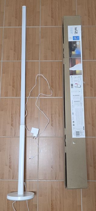 Lampa de podea WIZ BLE, 13W, 1080 lumeni, Wi-Fi, alba 1080Im, Wi-Fi