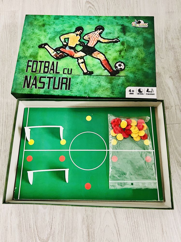 Fotbal cu nasturi