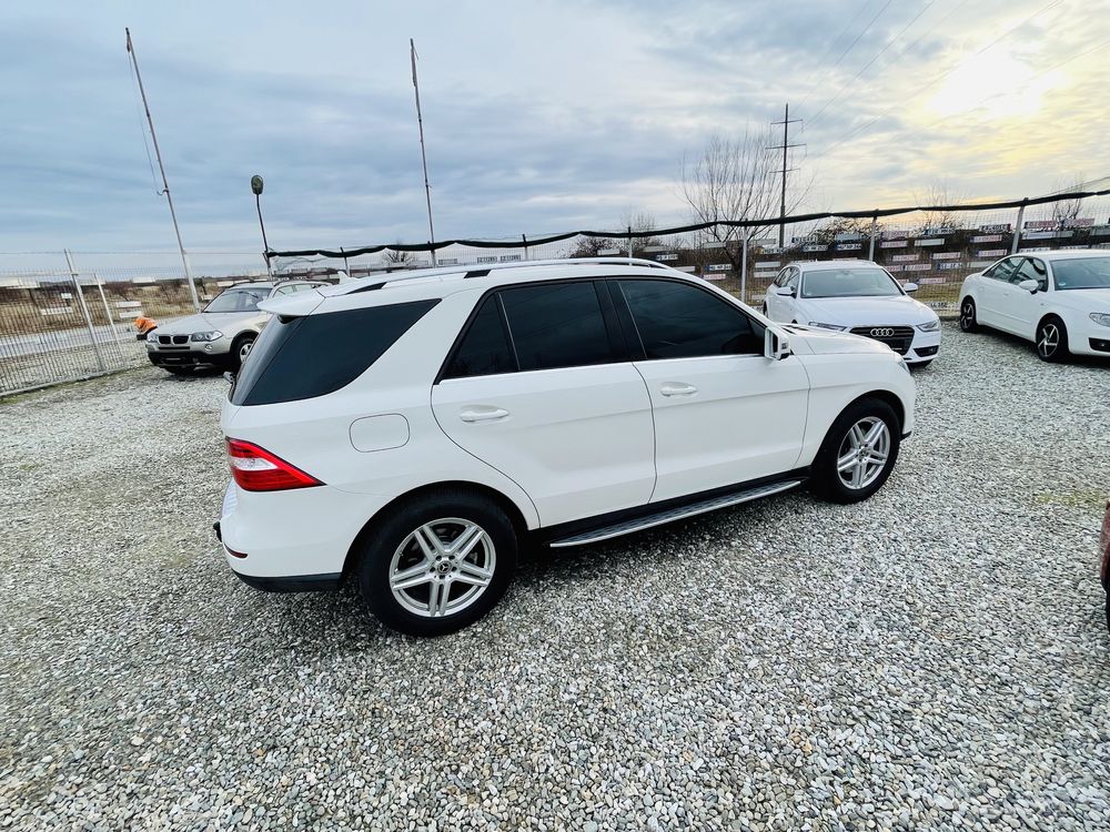 Mercedes Benz ML350 BlueTec 4Matic 2013