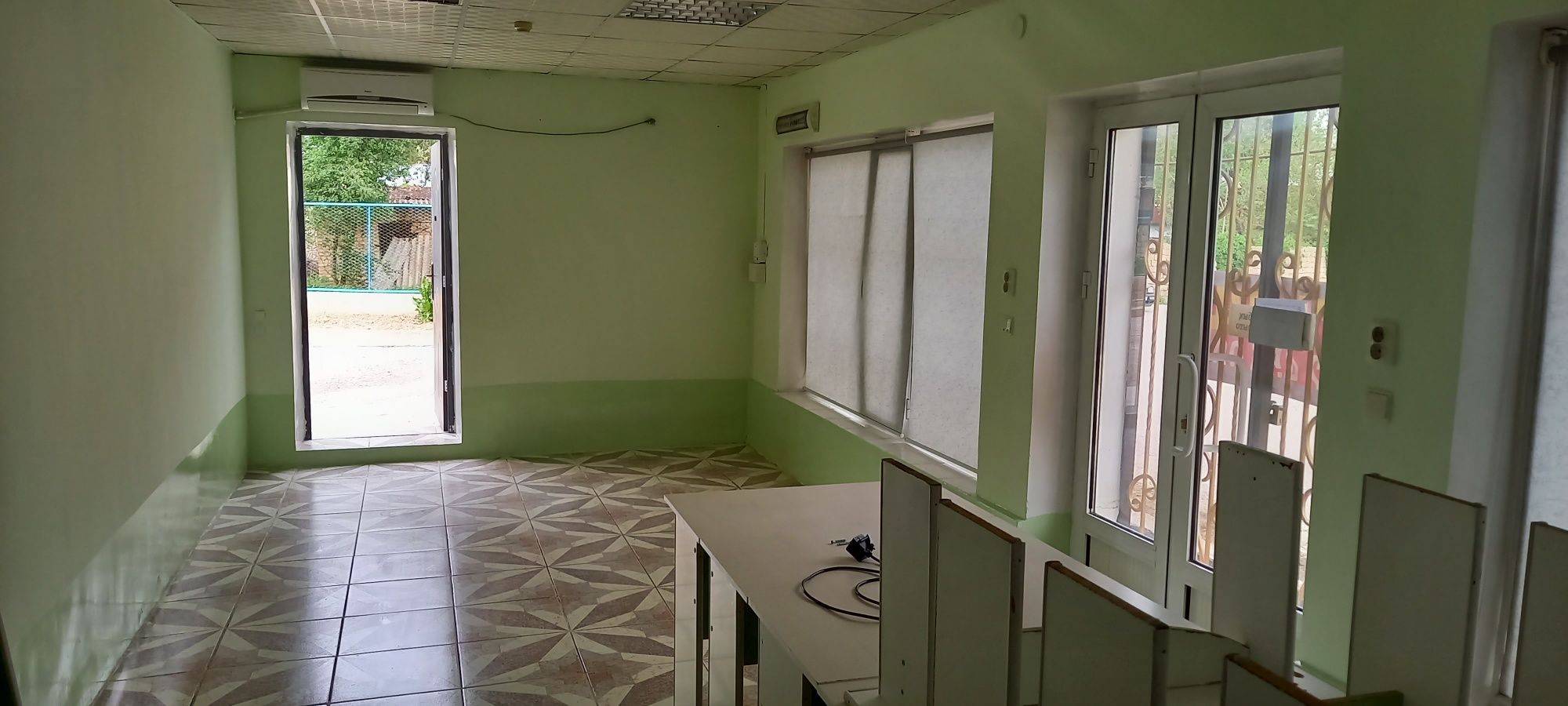 Сарыагаш  Продаётся магазин