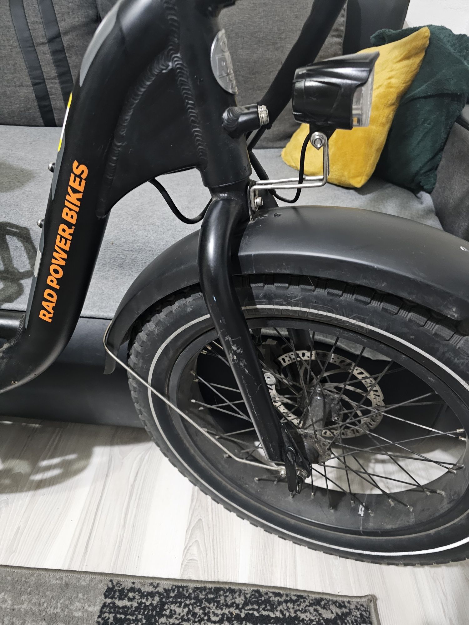 Bicicletă electrică Cycle Runner