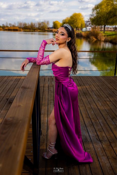 vând rochie eleganta de seara