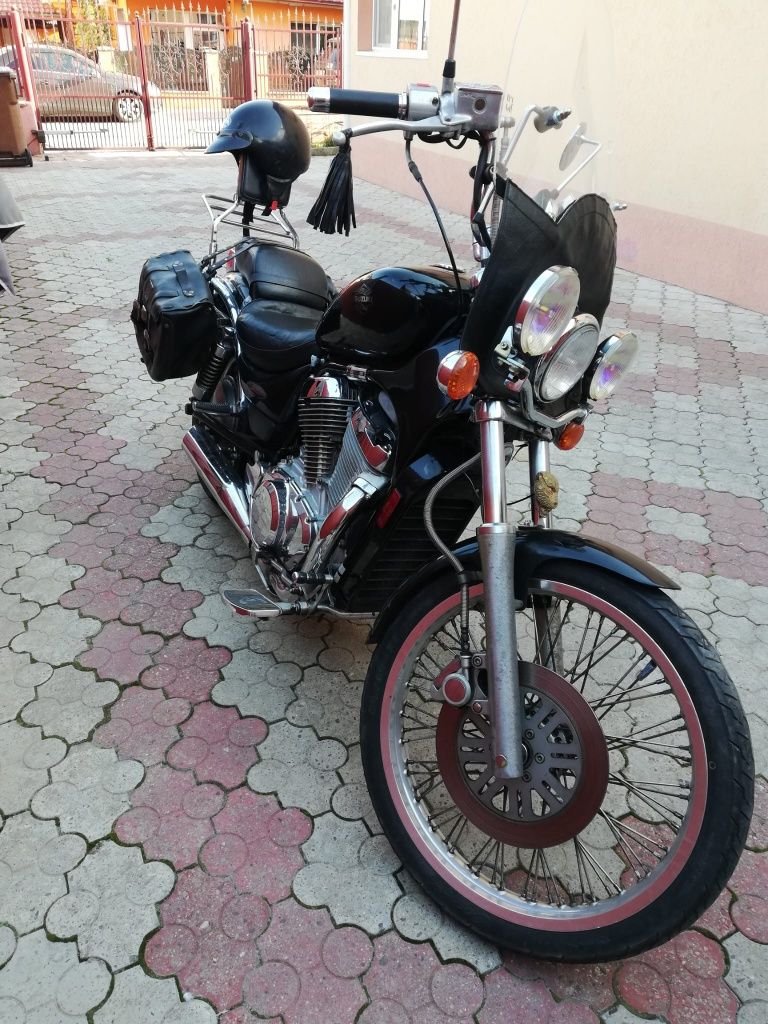 Motocicleta Suzuki