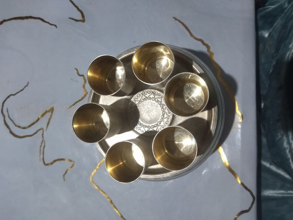 Коньячный набор серебряных стаканчиков