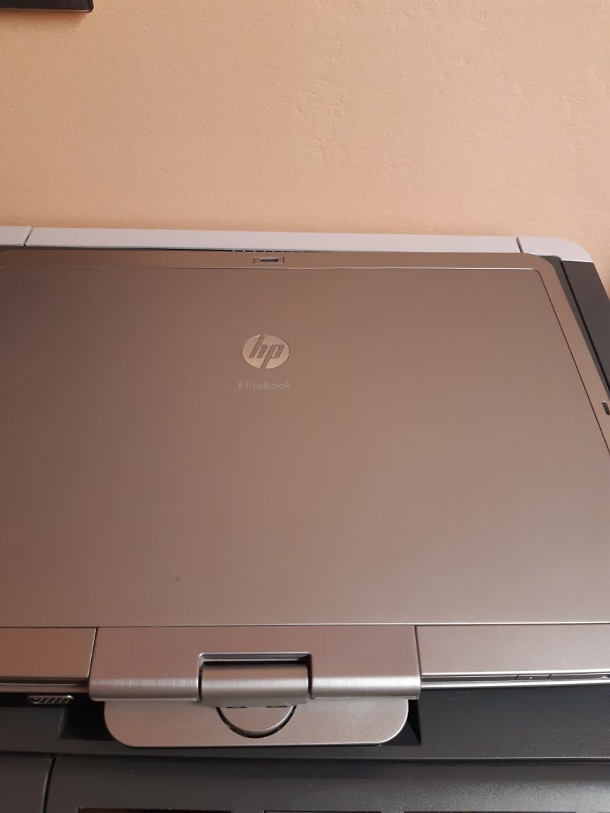 Laptop HP-i5, 4G-ram,hdd160