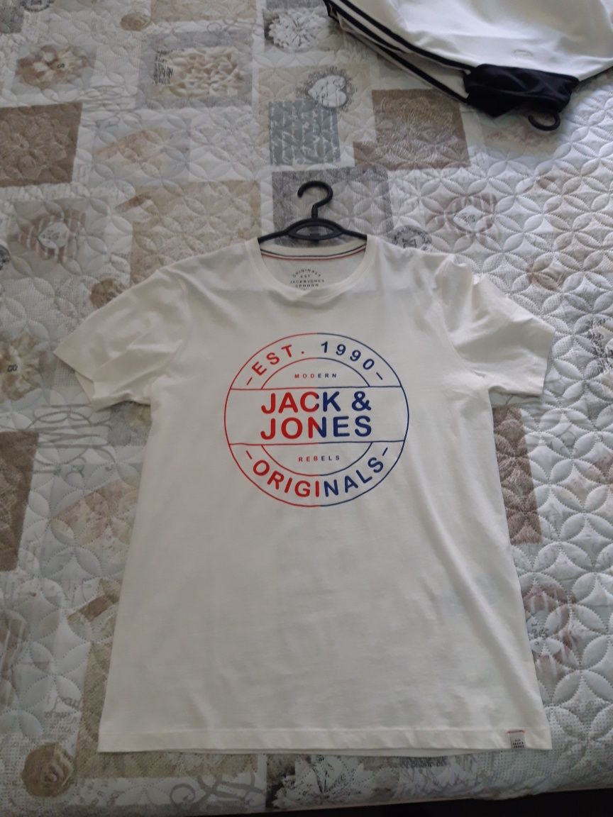 Мъжка тениска на Jack & Jones