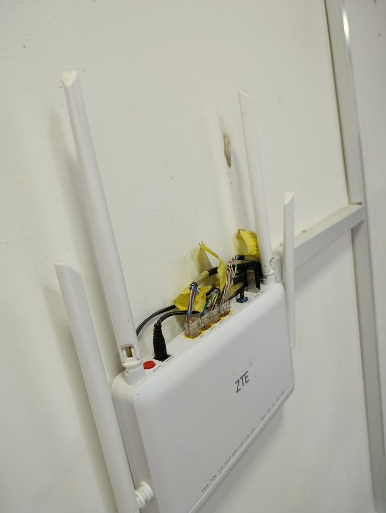 ZTE роутер GPON optika F6600P