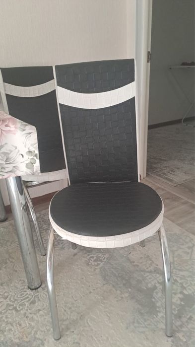 Продам стулья
