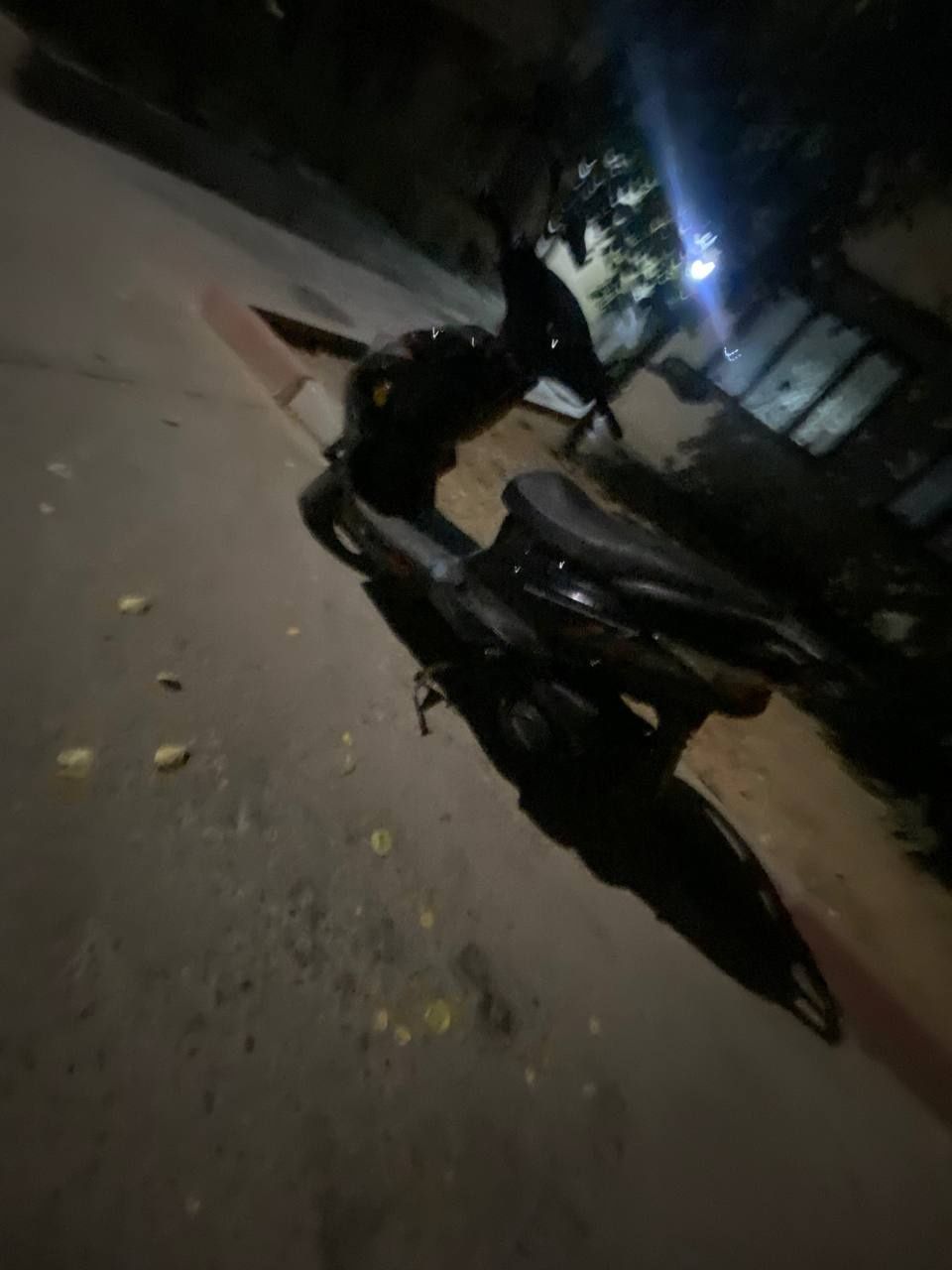 Skuter 49cc dokumentda (150cc)