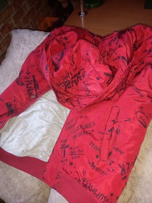 Продам желет для мальчиков,подойдёт  и для девочек, тёплый,.