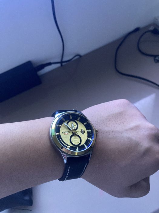 Продам часы Аmber time